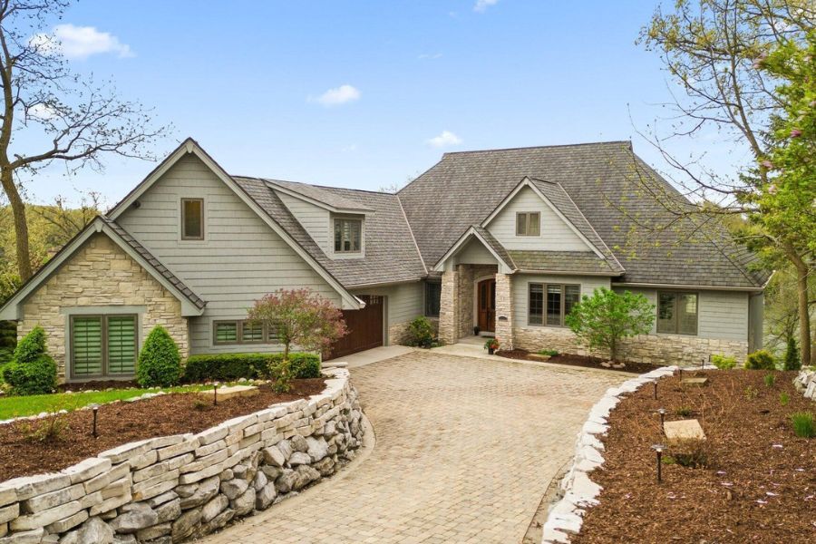 Casa de luxo em 402 Wessex Road em Valparaiso, Indiana, uma das casas mais caras vendidas em 2025