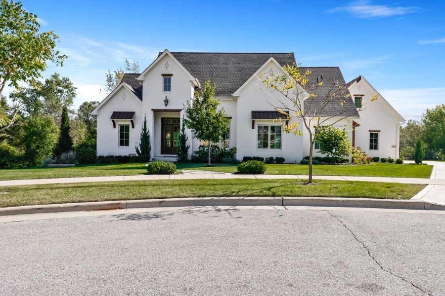 Casa de luxo vendida em 2025 em 640 Eleanor Rose Court Crown Point, Indiana, uma das casas mais caras vendidas no noroeste de Indiana.